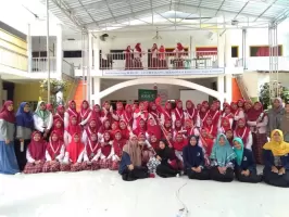 Ecobrick Bareng Siswi Pondok Putri MA As-Sholchah in  had 50 participants